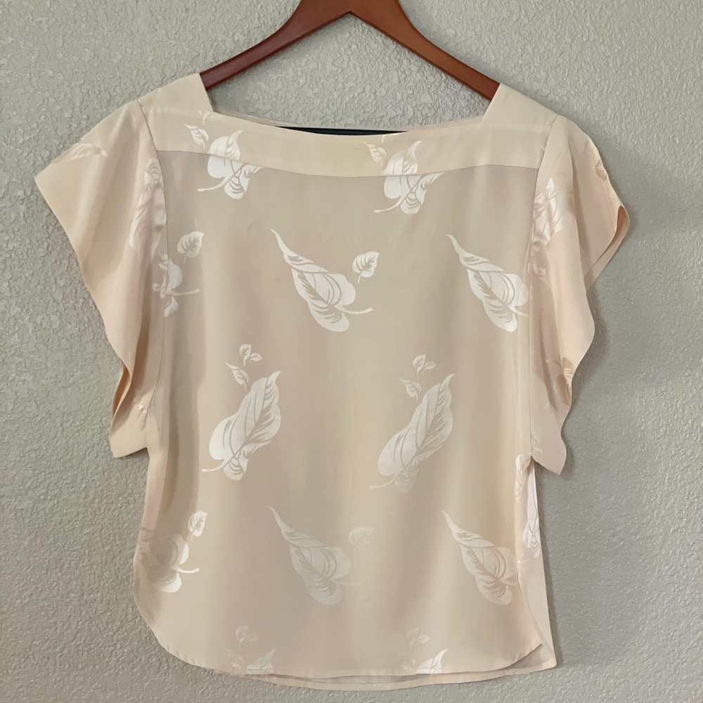 Vintage 100% silk blouse from Hong Kong 🇭🇰